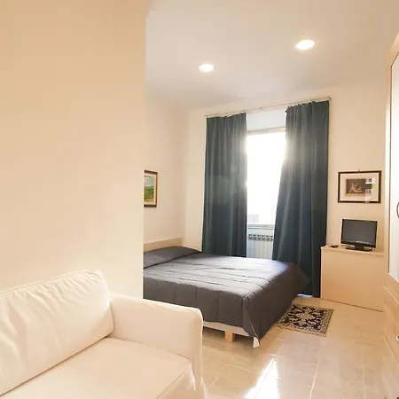 Daire Italyrents - Coliseum Area